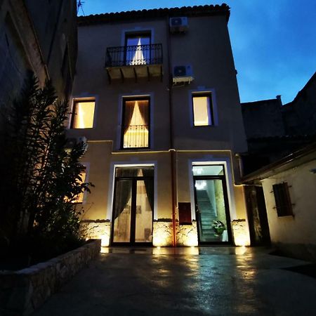 Suite Inn Centro Dimora Storica Enna Exteriör bild